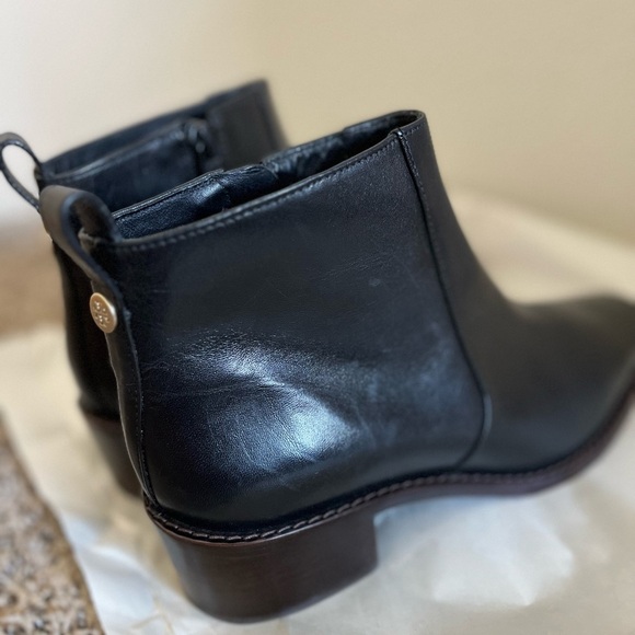 Tory Burch Sleek Black Leather Boots - Picture 7 of 14